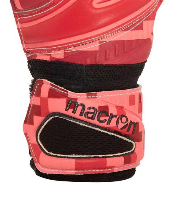 manusi portar macron