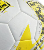 minge fotbal macron earthquake